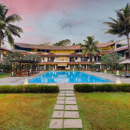 Tropicana Resort & Spa Alibaug Exterior foto