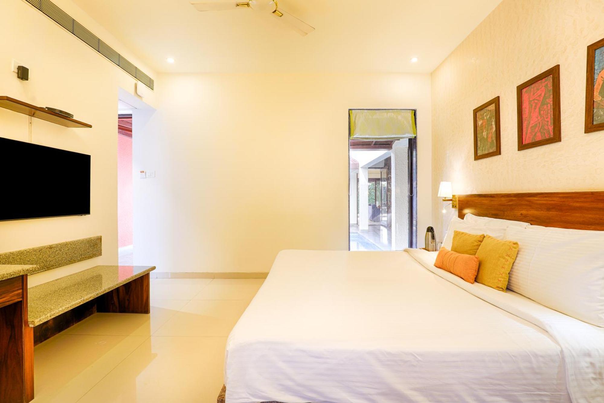 Tropicana Resort & Spa Alibaug Exterior foto