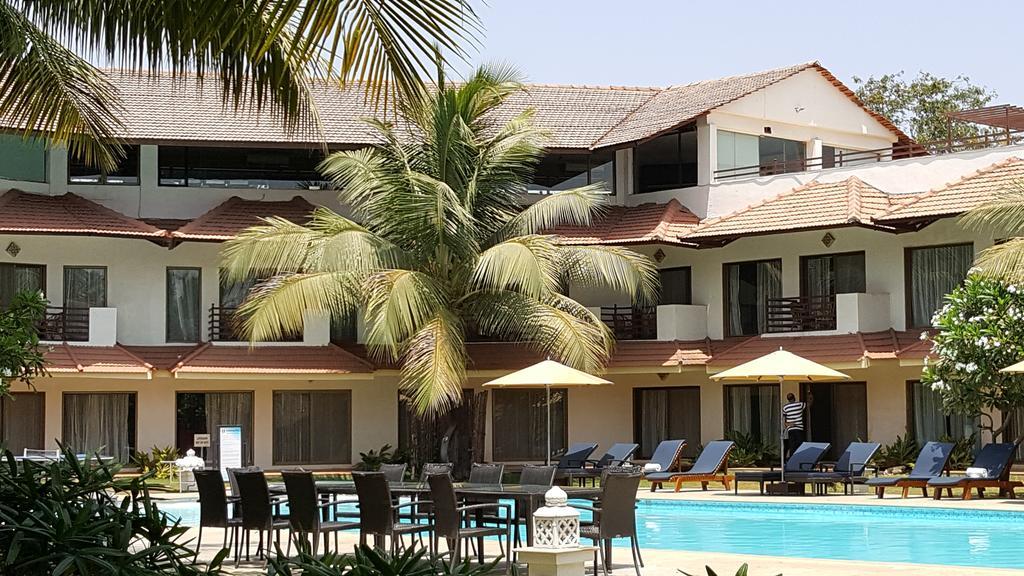 Tropicana Resort & Spa Alibaug Exterior foto