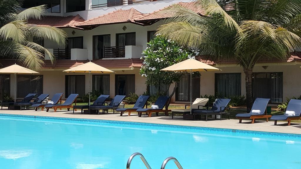 Tropicana Resort & Spa Alibaug Exterior foto
